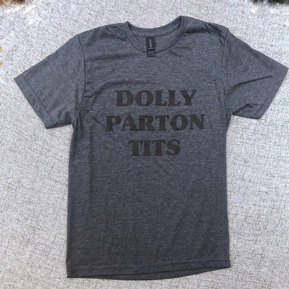 Dolly Parton T!ts t-shirt (men’s/unisex sizes) NWOT - Picture 5 of 6